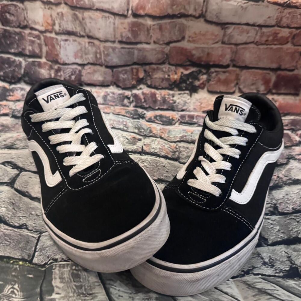 Vans Women's Black Trainers